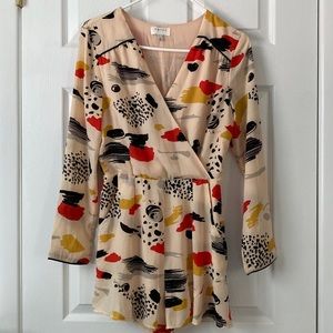 🍄 Harlyn long sleeve romper, size Small